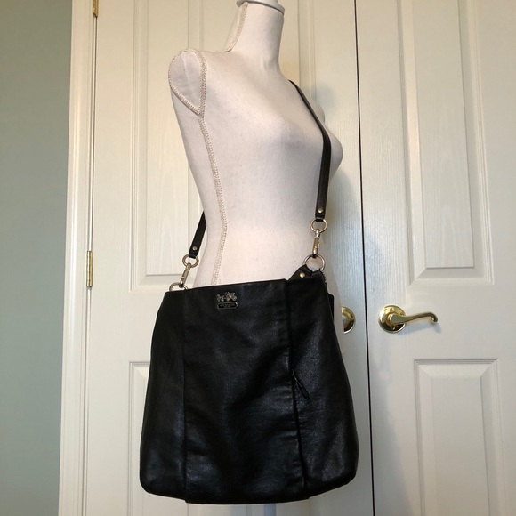 Coach Shoulder & Crossbody Bag - Picture 2 of 8